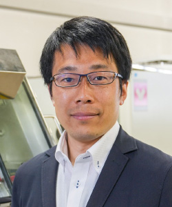 中坂　佑太