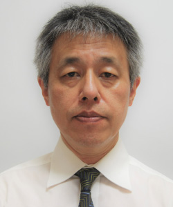 内田　努
