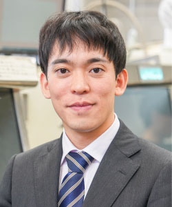 藤井　雄太